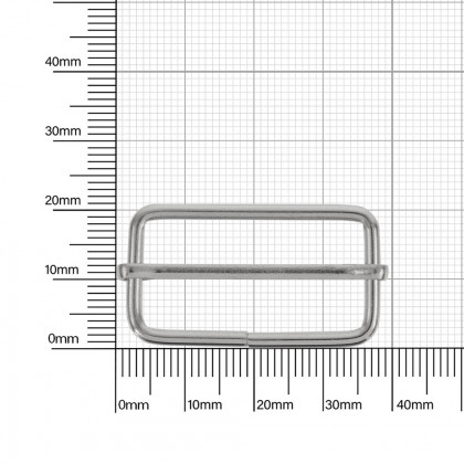 Пряжка 30-31 мм никель 2,5 мм D